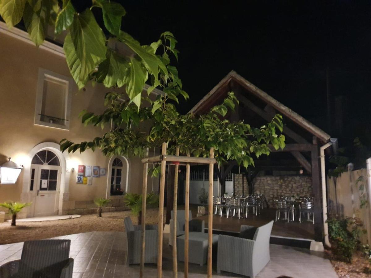 Hotel Restaurant Le Moulin De La Renne Adults Only Proche Zoo De Beauval Thesee Luaran gambar