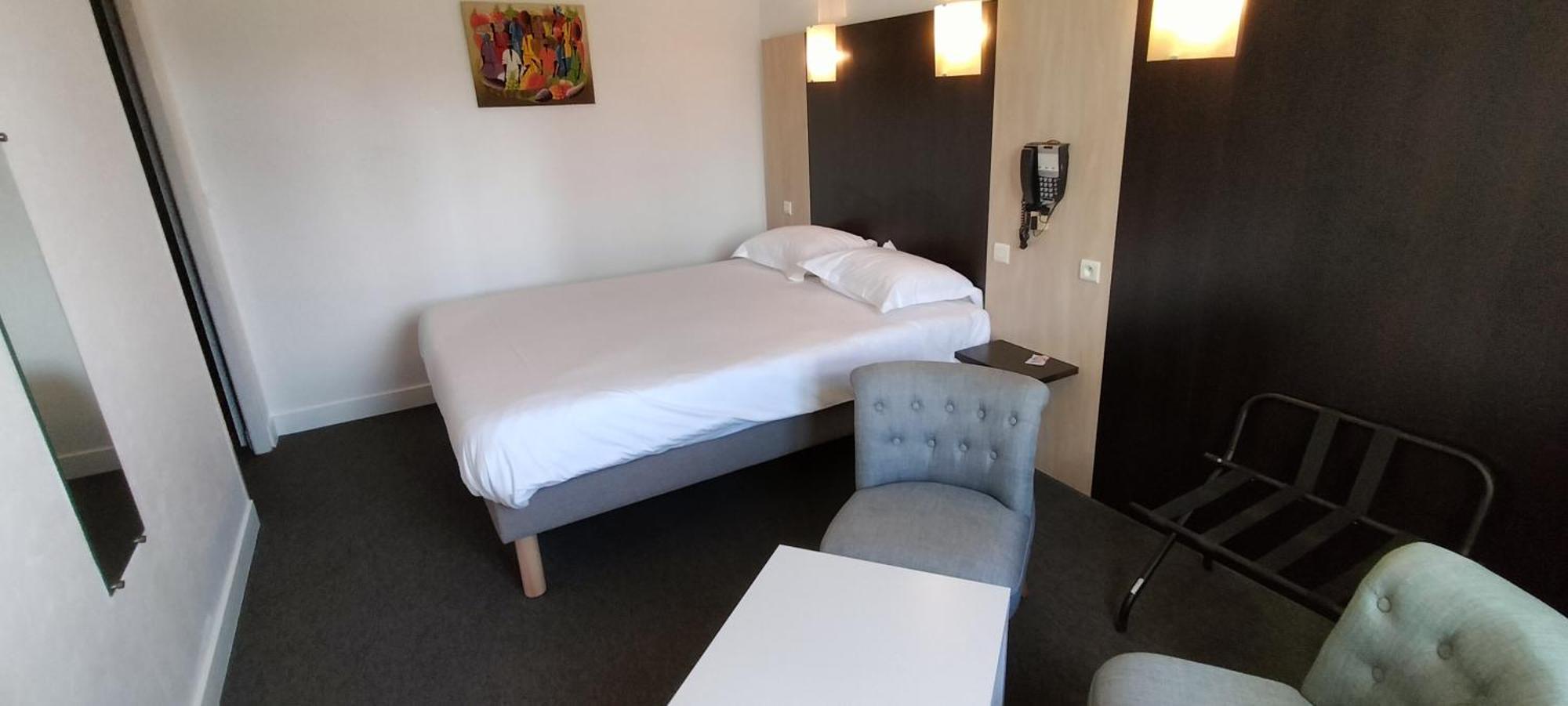 Hotel Restaurant Le Moulin De La Renne Adults Only Proche Zoo De Beauval Thesee Luaran gambar