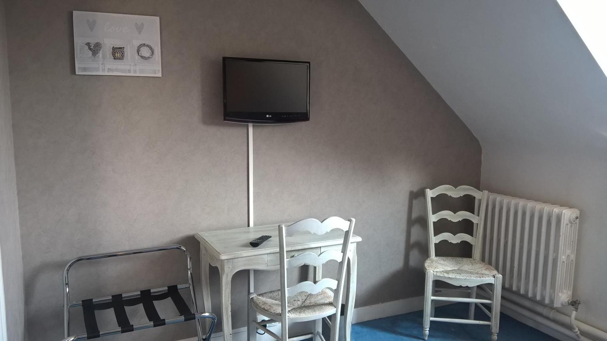 Hotel Restaurant Le Moulin De La Renne Adults Only Proche Zoo De Beauval Thesee Luaran gambar