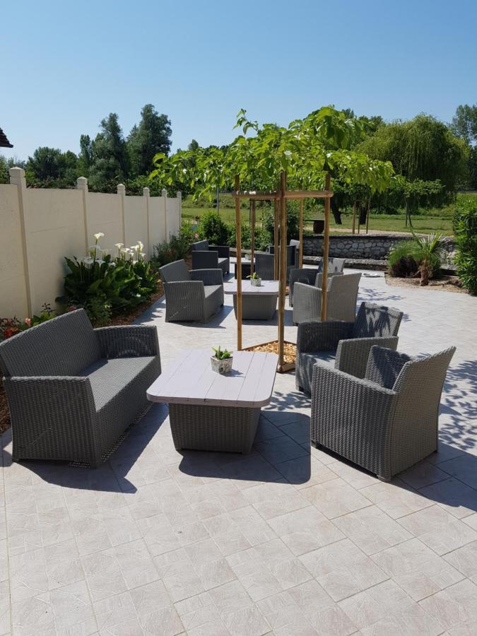 Hotel Restaurant Le Moulin De La Renne Adults Only Proche Zoo De Beauval Thesee Luaran gambar
